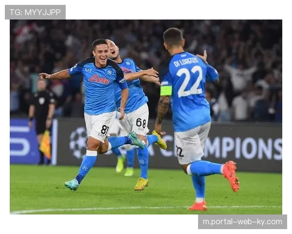 帕纳辛纳科斯残阵之下被迫收缩 中场串联断裂影响进攻组织 帕纳辛纳科斯残阵之下被迫收缩 中场串联断裂影响进攻组织